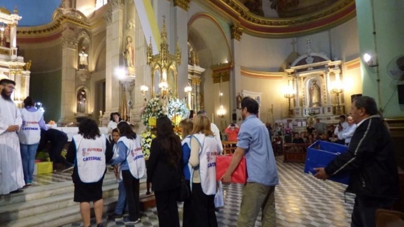 Los servidores del Santuario y de  la Gruta rindieron tributo a la Virgen