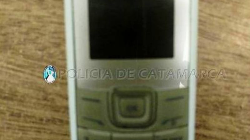 Atrapan a un arrebatador que le robó el celular a una mujer