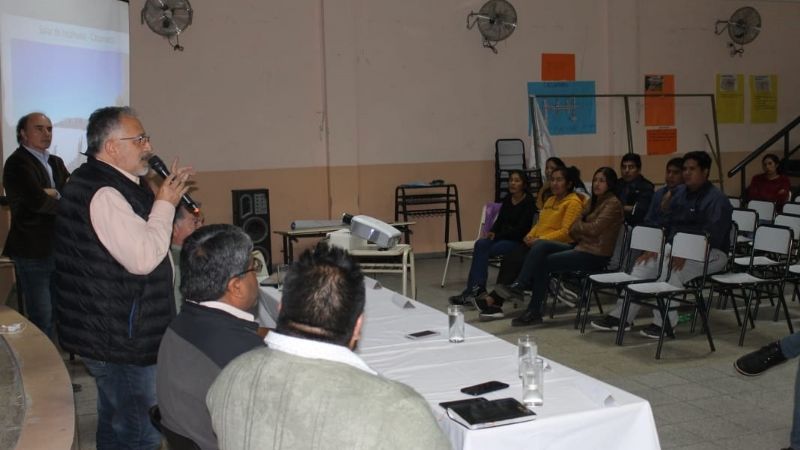 Solá Jais participó de la disertación sobre el sector minero provincial