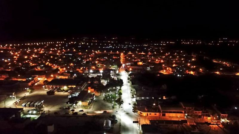 La principal avenida de Santa María ya tiene luminaria led