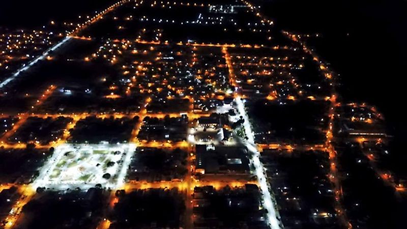 La principal avenida de Santa María ya tiene luminaria led
