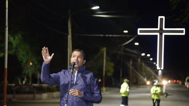 La principal avenida de Santa María ya tiene luminaria led