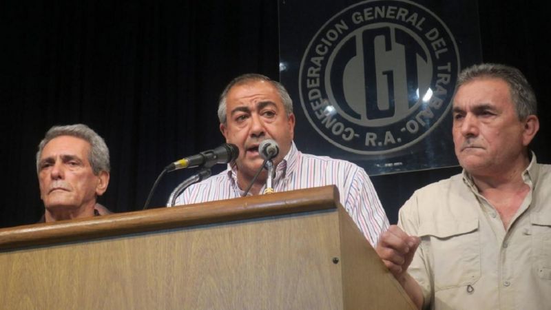 Antes de la marcha, la CGT dejó abierta la posibilidad de un paro