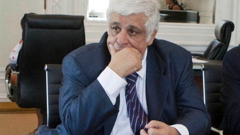 Samid desafía y asegura que no se entregará