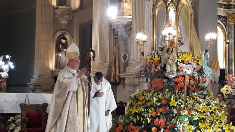 El ámbito de la salud le rindió homenaje a la Virgen