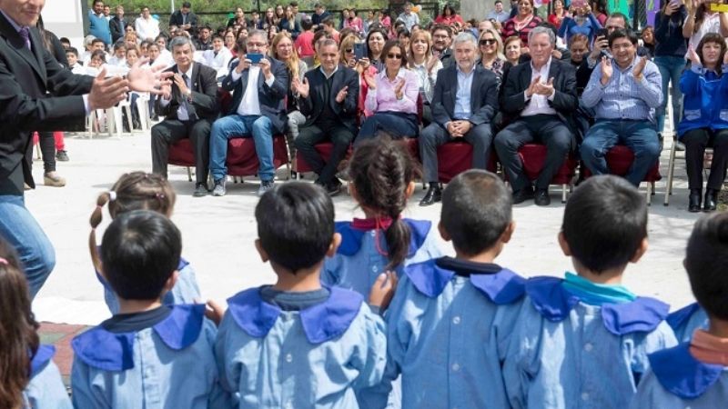 La Gobernadora inauguró el nuevo edificio del JIN N° 27