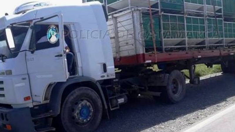 Secuestran seis camiones, un colectivo y un tractor