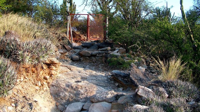 Denuncia penal por la instalación de una antena en un sitio arqueológico
