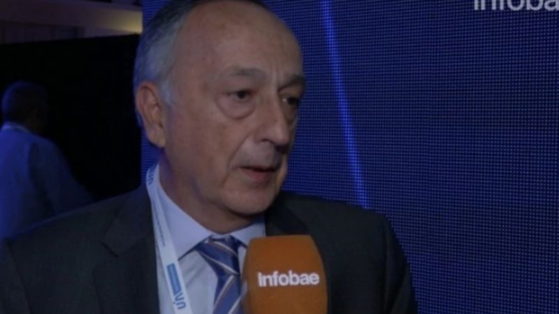 El presidente de la UIA reclamó un "dólar previsible"