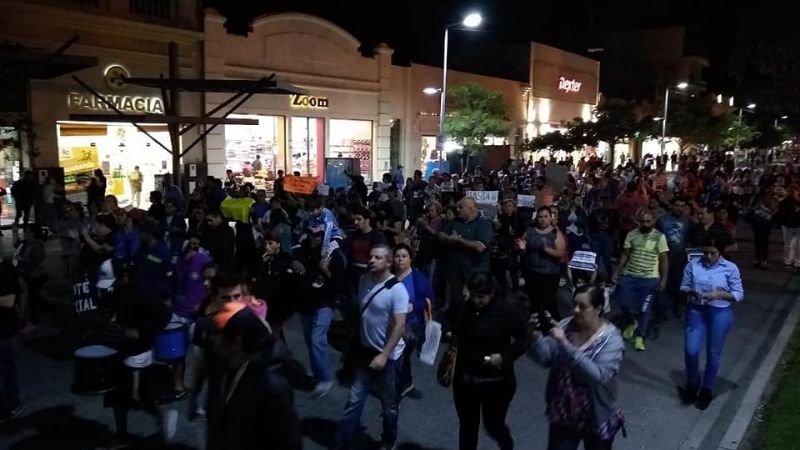 Se realizó el cacerolazo por las tarifas de Nación