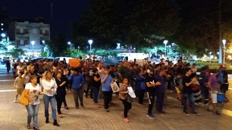 Se realizó el cacerolazo por las tarifas de Nación