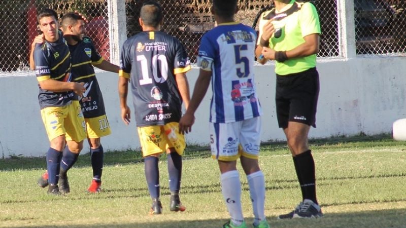 Triunfos de Social Rojas y Ateneo; ambos 3 a 2