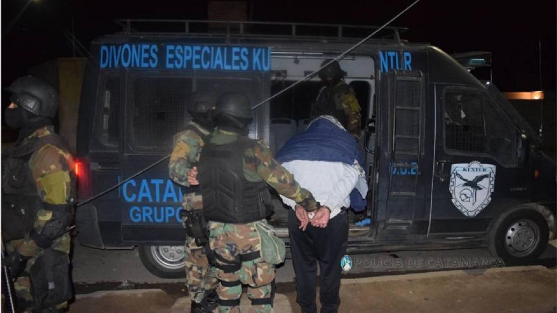 Desbaratan puntos de venta de estupefacientes en Capital y Valle Viejo