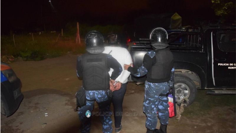 Desbaratan puntos de venta de estupefacientes en Capital y Valle Viejo