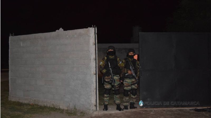 Desbaratan puntos de venta de estupefacientes en Capital y Valle Viejo