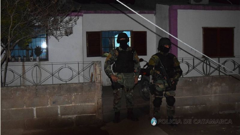 Desbaratan puntos de venta de estupefacientes en Capital y Valle Viejo