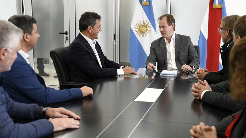 Massa invita a gobernadores para sus “10 Compromisos por la Argentina”