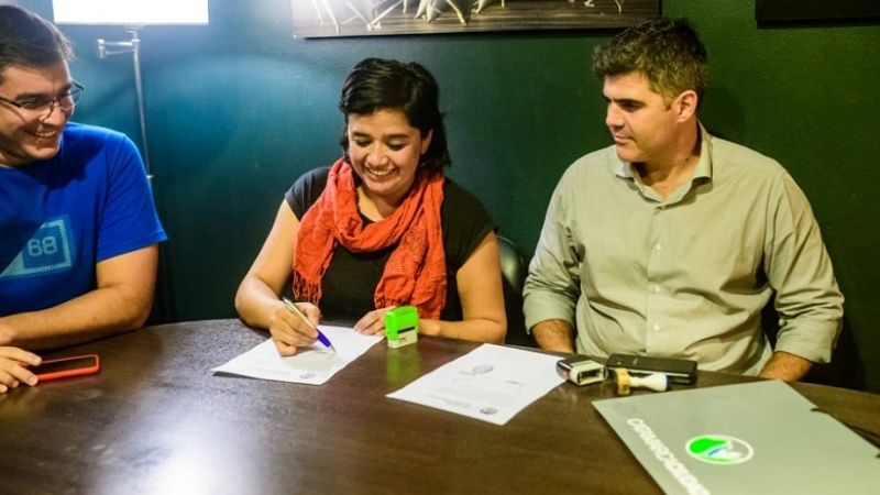 La Municipalidad y la Federación acuerdan fomento al hockey