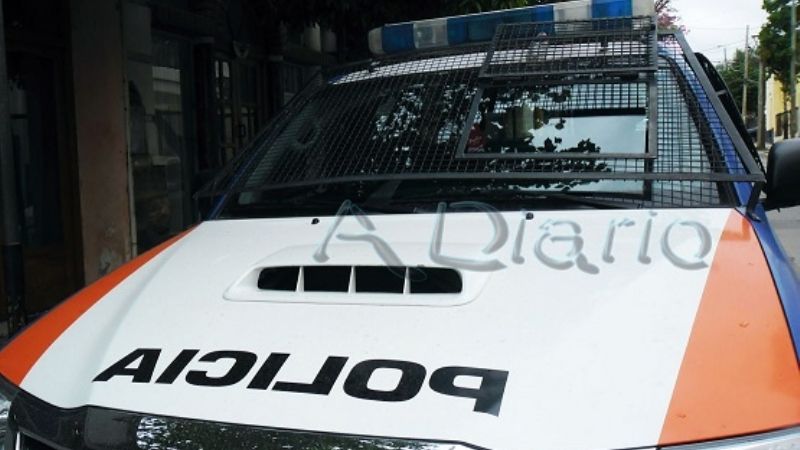 Ordenan detención de una mujer, que dejó abandonados a sus tres hijos