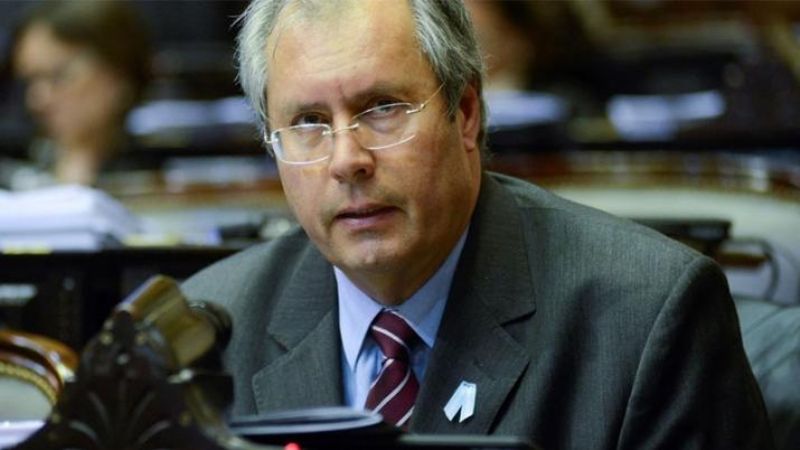 Murió el diputado Héctor Olivares, baleado a metros del Congreso