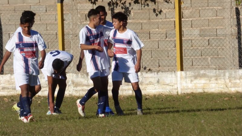 San Lorenzo le arrebató el triunfo sobre el final a Aconquija