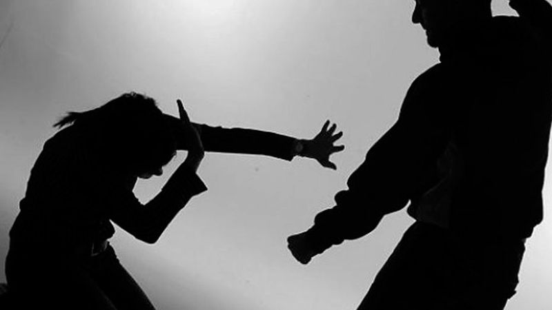 Aprehenden a un hombre por golpear a su hijastra en Valle Viejo