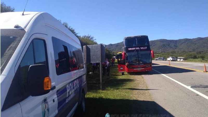 Arrestan a 47 hinchas de Güemes, y secuestran cuchillos y marihuana