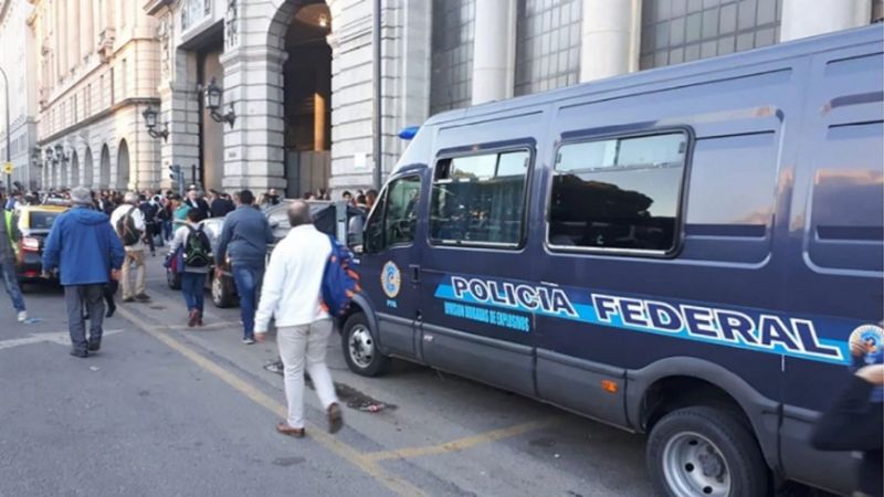 El Gobierno implementará un "nuevo protocolo" contra las amenazas de bomba