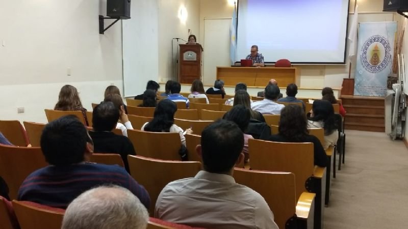 Curso para la mejora de competencias científicas del profesorado universitario