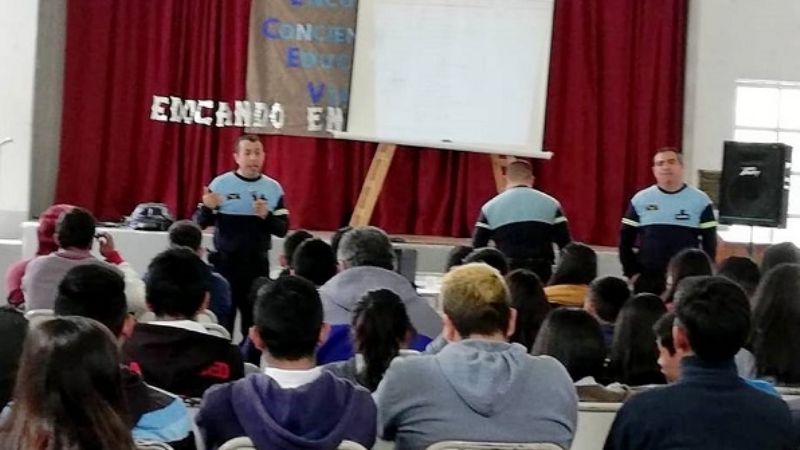 Policías dieron una capacitación