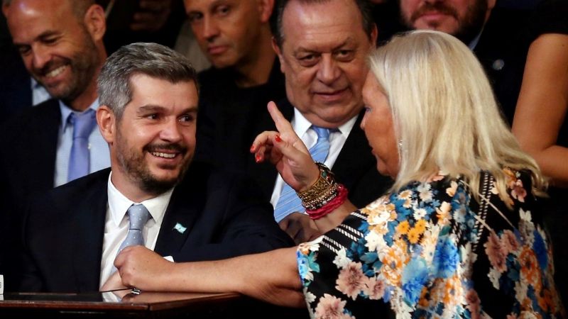 Carrió criticó a los que "se borraron" y Peña contestó