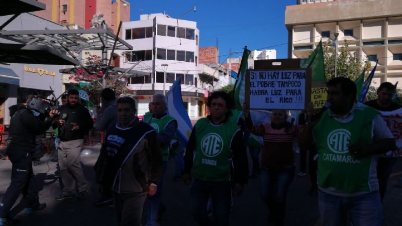 Movilización de ATE en contra del ajuste y los tarifazos