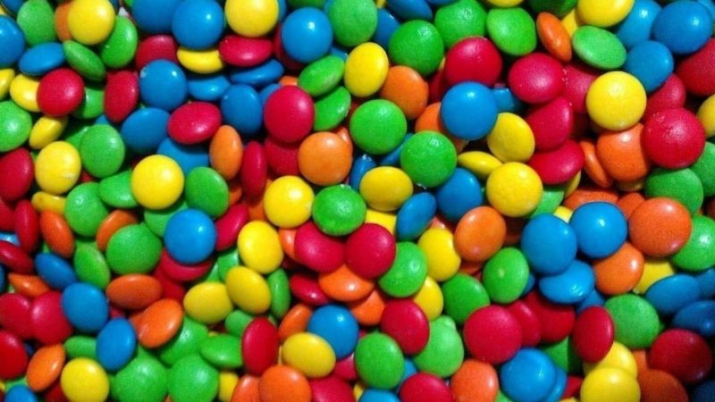 Prohíben la venta de unas pastillas de chocolate y un orégano deshidratado