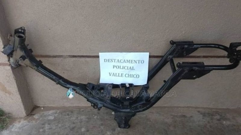 En Valle Chico secuestran un cuadro de motocicleta