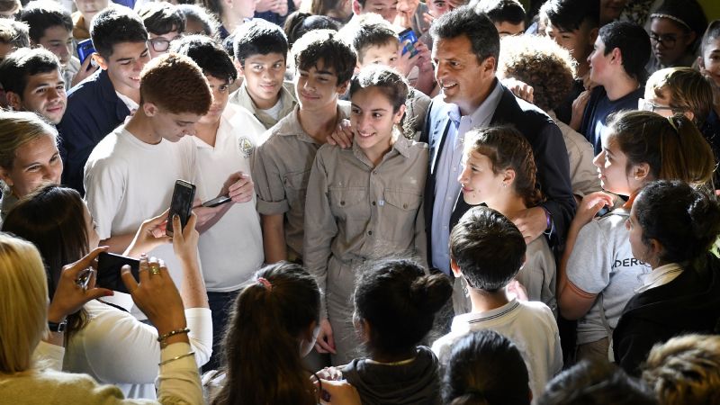 Massa: "El modelo de Macri fracasó, vamos a defender la educación"