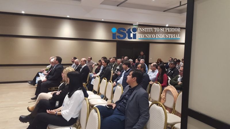 Llamado a Concurso de Antecedentes y Oposición para Interinatos docentes