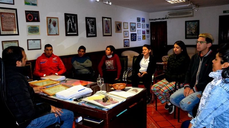 Reconocen a deportistas santamarianos por sus logros