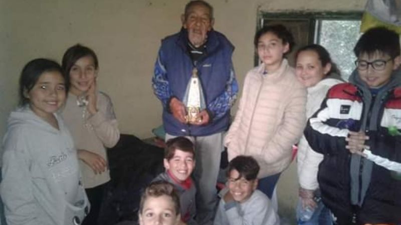 Visita a los enfermos que le piden por su salud a la Virgen