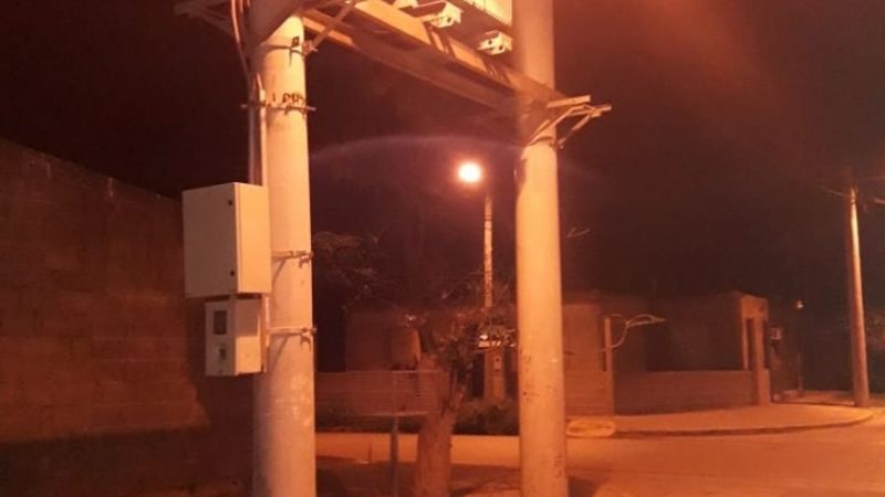 Vándalos dejaron sin luz a vecinos de la zona norte