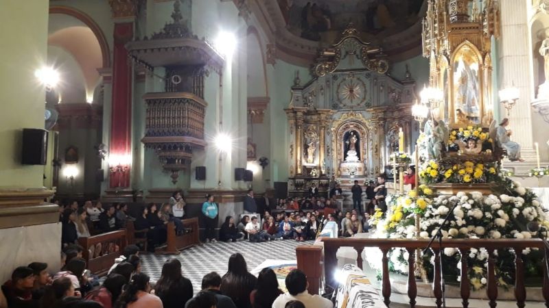 Los jóvenes rindieron homenaje a la Virgen del Valle
