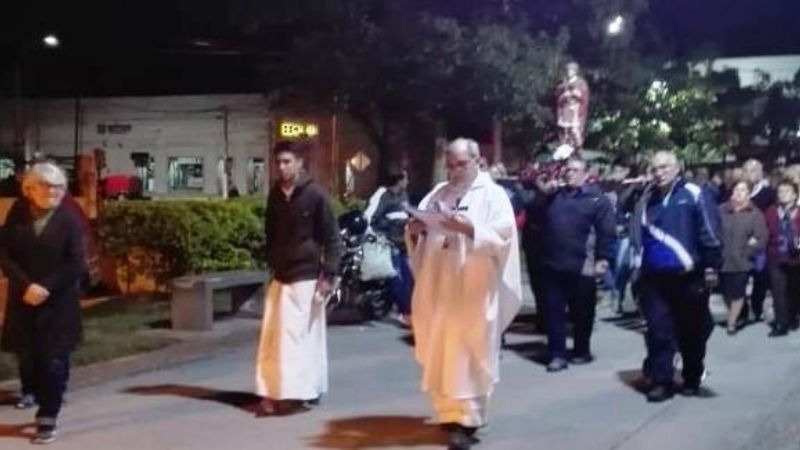Procesión de San Expedito en el sur de Capital