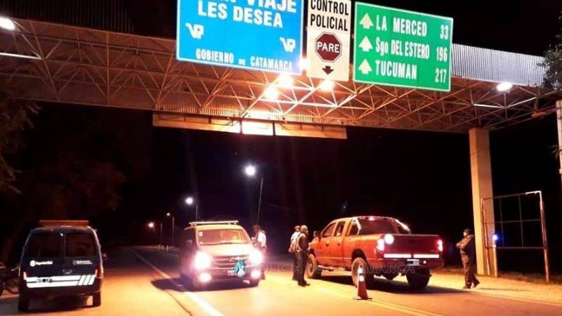 Resguardan a dos niñas que viajaban con un hombre y secuestran 196 vehículos