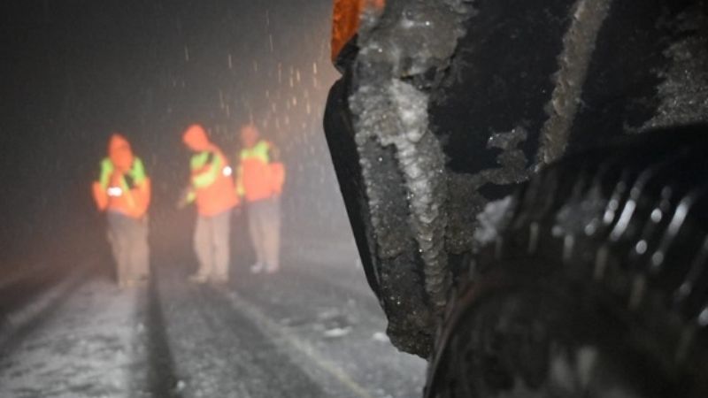 Defensa Civil recorre sector nevado en el Cerro Ancasti