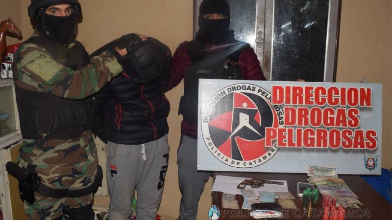 Detienen a un joven que era buscado por integrar una banda narco