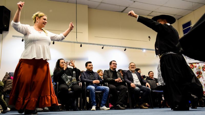 Con un hermoso patio criollo, finalizó el primer taller de danzas