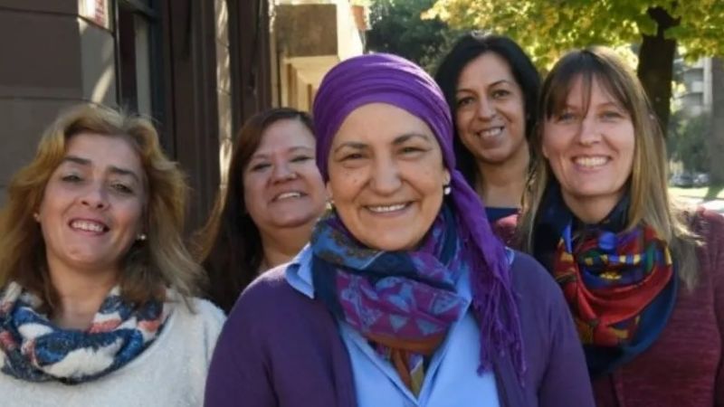 Maestra tiene cáncer y hace quimioterapia los sábados para no faltar a clases