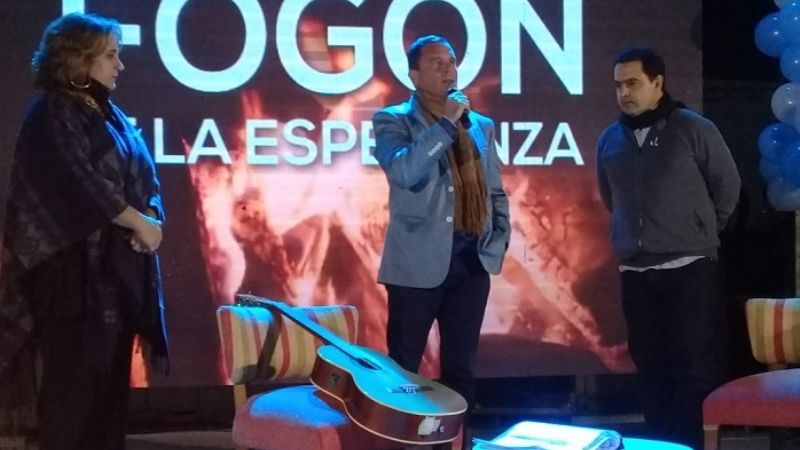 Emotiva vigila del 25 de Mayo en el “Fogón de la Esperanza”