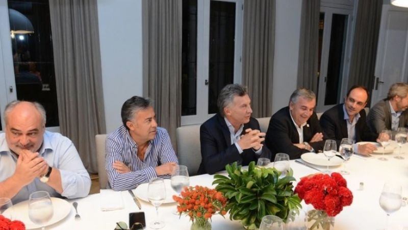 Convención radical: negociaciones de último momento