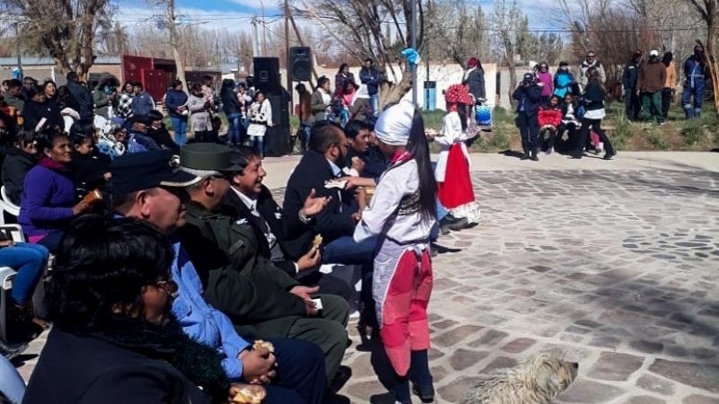 Senadores acompañaron los festejos por el 25 de Mayo