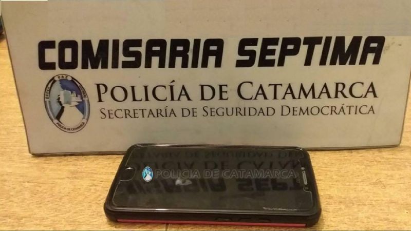 Aprehenden a un arrebatador y recuperan un celular
